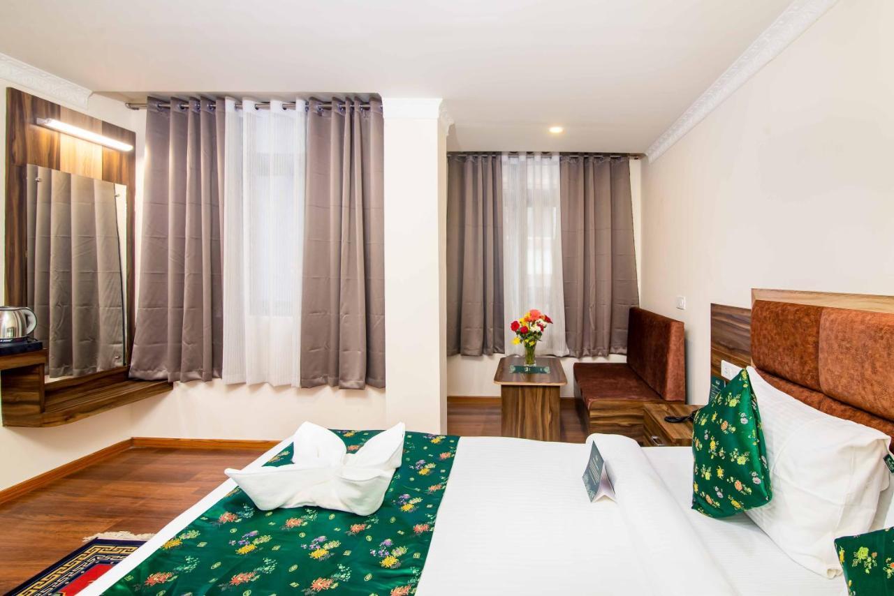 Muscatel Central Hotel - Dzeemkhang Гангток Экстерьер фото